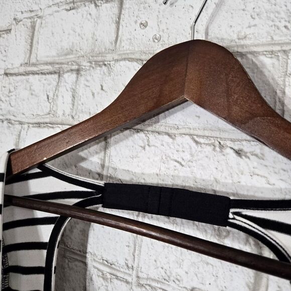 V. Secret stripe open back long sleeve top - Picture 6 of 15